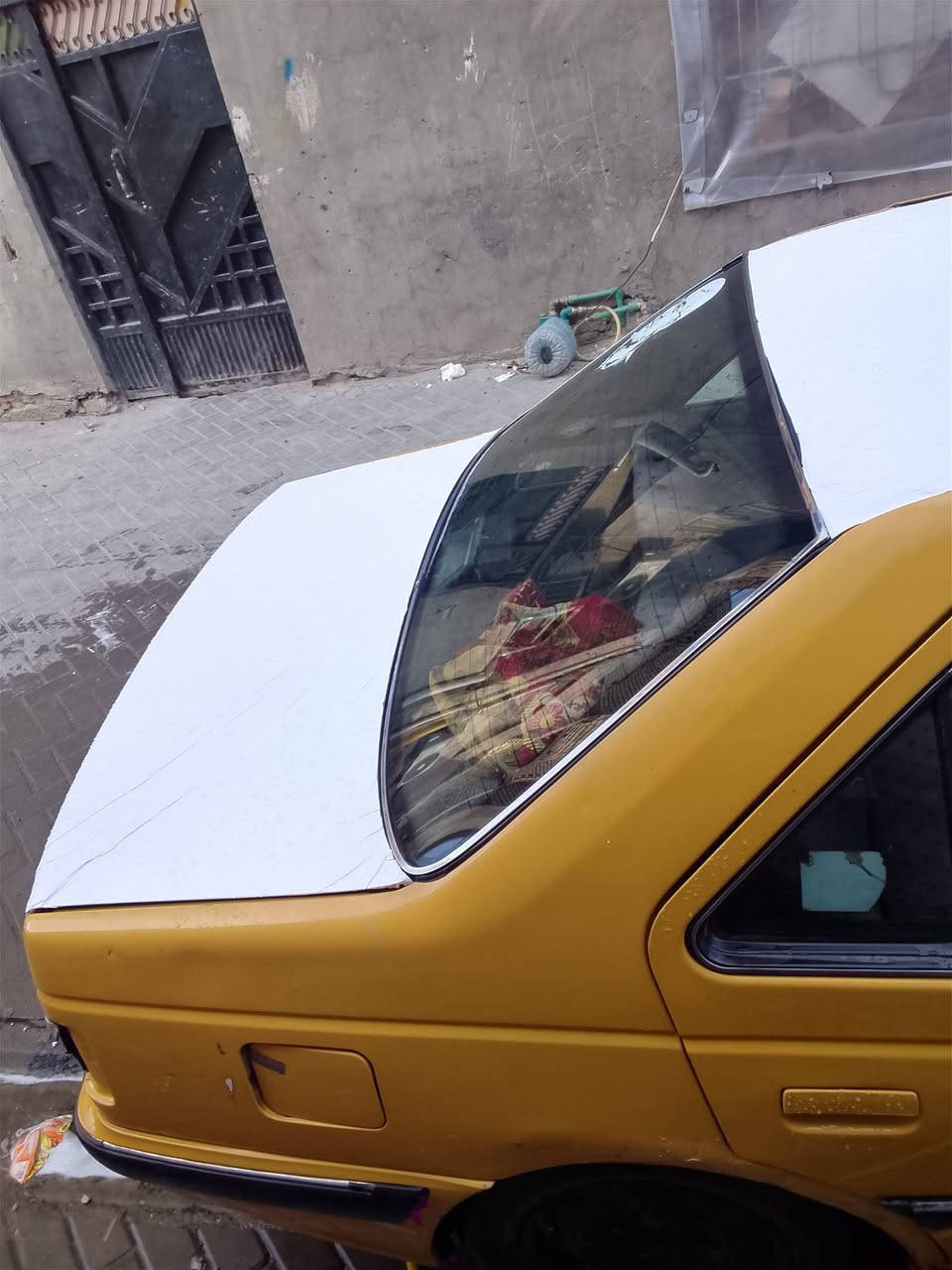 سلام عليكم بيجو بارص موديل 15 كير مكينه تبريد خير من الله  سياره مابيها ضربه سياره بلاديه  بس بنيد مبدل سعر 35 بغداد مدينه الصدر ***********
