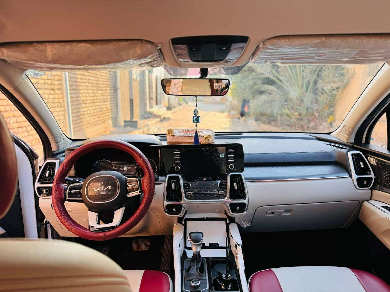 السلام عليكم للبيع سورنتو خليجي موديل2023 رقم أربيل باسمنا مكفول كفاله عامه  جديدة بمعنى الكلمة
فول مواصفات 1/1 عدا الفتحه ماشيه ٤٧
بصمه تشغيل
بصمه ابواب
كشنات كهرباء 
محرك ٤سلندر
شاشه ايباد 
تبريد ثلاث قطع
سبعه راكب 
كامرة  وخلفيه 
4انظمه قيادة 
جنطه شفط
مري شفط
إنارة داخليه متغيرة
بردات خليفه.
 إشارة ترحيب
شاحن وايرلس 
حساس امامي
حساس خلفي
رادار توقف 
هاند بريك بصمة و اوتو هولد 
كروز سرعه 
سبير منازل  
اوباقي مواصفات معروفه. 
السعر ٢٦٠
مكان السياره بغداد حي النصر
ملاحضه السياره بعدها ب الضمان كل تبديلات السياره مال الدهن ب الشركه روح للشركه انطيهم السنويه ينطوك كل التفاصيل ***********
