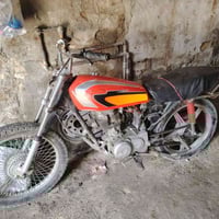 يراني مكينه حلوه شغل وطلع بله اوراق اكفلك سرقه وعشائر تاخذها من لباب د...