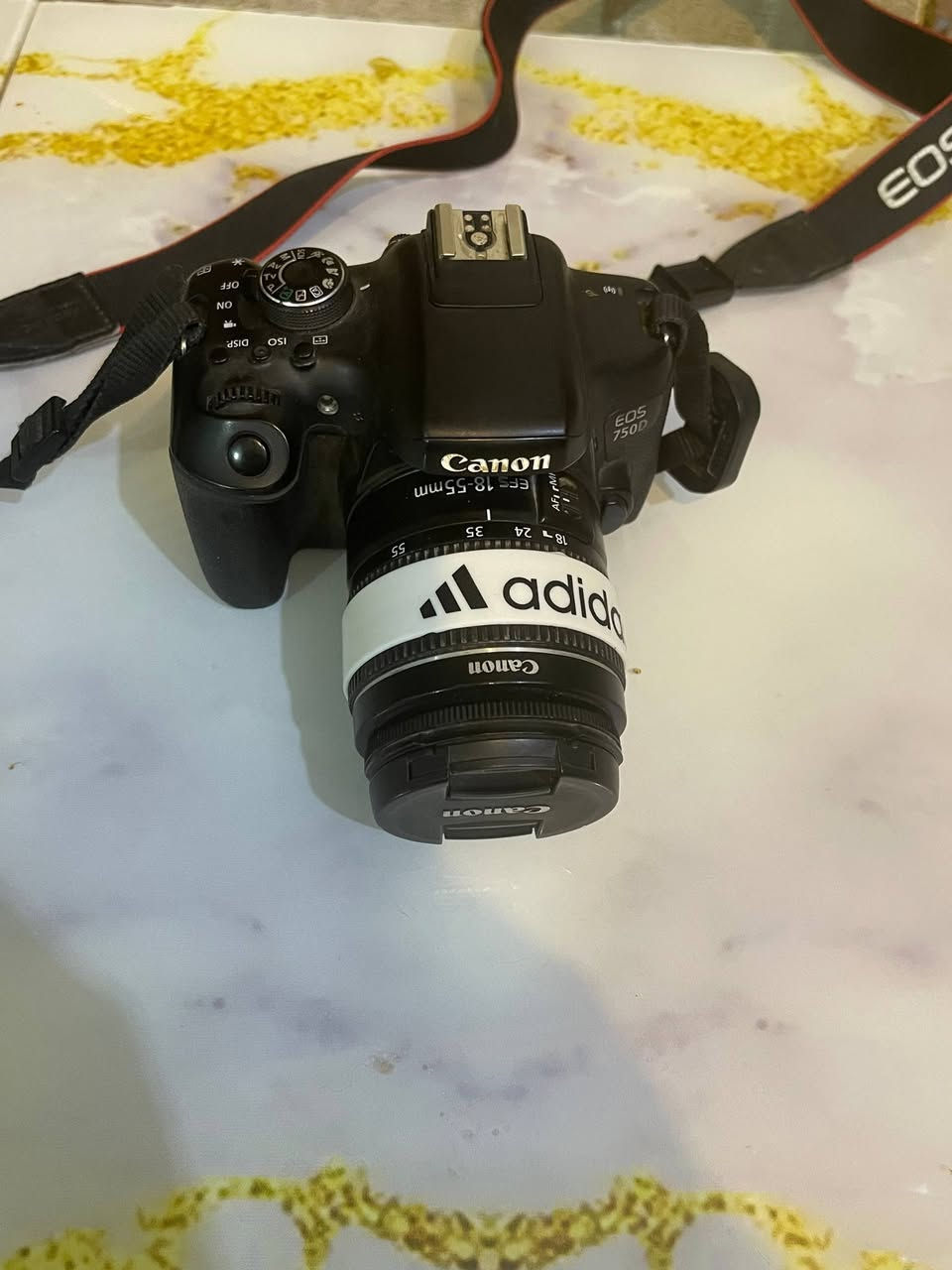 للبيع ...
كامرة كانون 750D
شاشة قلاب 
18-55mm عدسة
ملحقات . شاحنة .جنطة .حزام كتف .رام 16 گيگة
مكاني ناصرية سوق الشيوخ سعر 400


**إذا كنت صاحب هذا الإعلان وتريد حذفه لأي سبب، رجاءا أرسل رسالة إلى الدعم الفني**