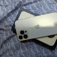 آيفون ١٣ برو ماكس • أيكلود مقفل • بطارية ٧٨