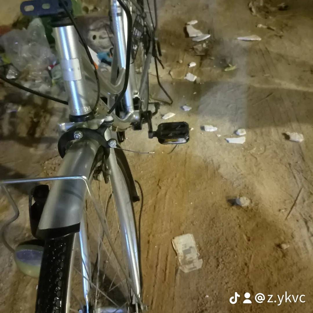 السلام عليكم بايسكل للبيع موديل 18 مكاني كربلاء السعر 110 وبمجال


**إذا كنت صاحب هذا الإعلان وتريد حذفه لأي سبب، رجاءا أرسل رسالة إلى الدعم الفني**