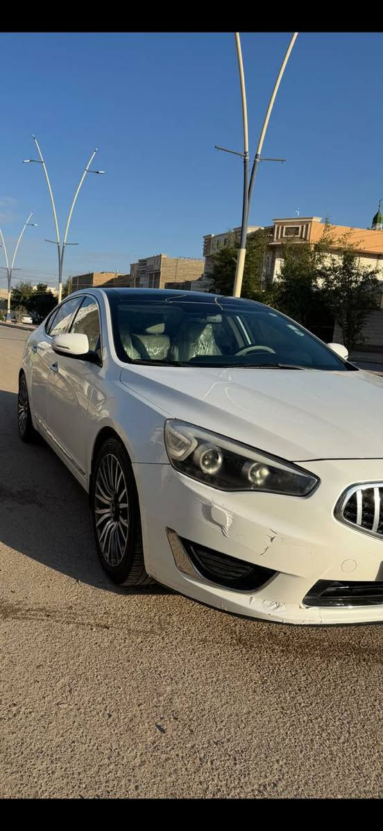 السلام عليكم
للبيع كيا كادنزا فول فول مواصفات مكفوله كفاله عامه من كلشي رقم اربيل باسمي تحويل مباشر مكان السياره الرمادي  للستفسار على اتصل الهاتف ***********
