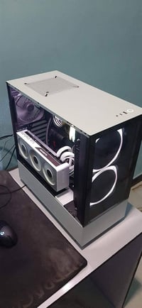 تم تخفيض السعر لان مستعجل على بيع 🛑   💻 سيت اب للبيع كامل  استخدام قلي...