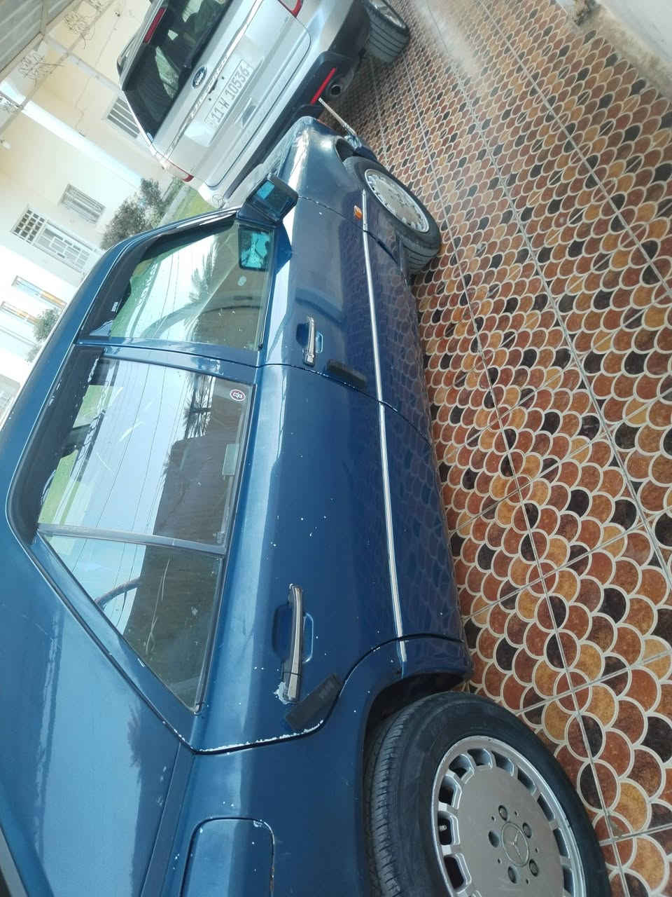 مارسيدس دب للبيع محرك بطه ديلكو ٢٥٠٠ محدثه ٩١ رقم بغداد مشروع وطني شرط التحويل تخم تاير جديد حداديه نضيفه السعر ٣٦ المكان سامراء للاستفسار *********** الشراي الحقيقي يراسلني ادزله فديو كامل
