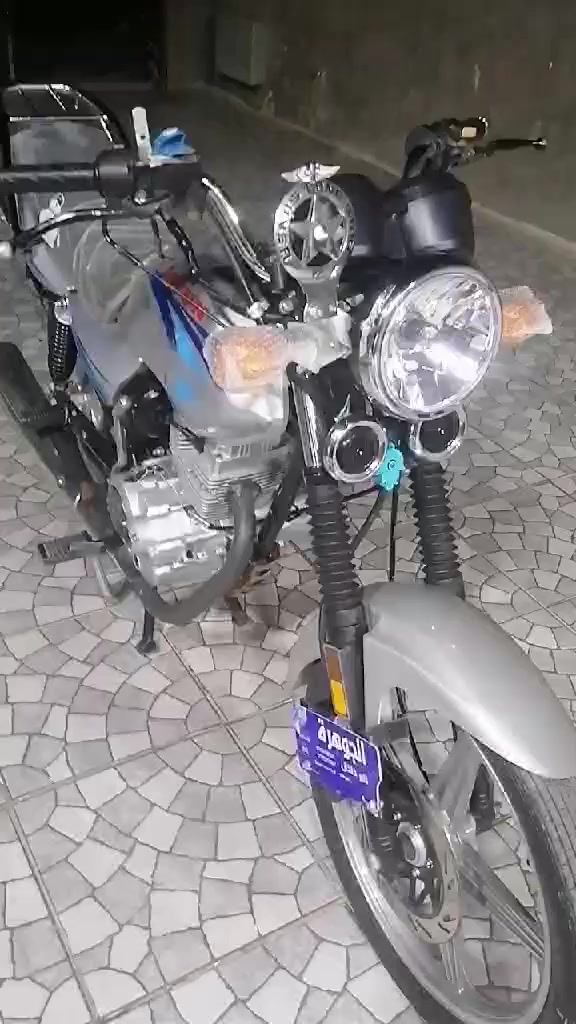 السلام عليكم دايون عضم للبيع 23.    اوراق اصوليي السعر خاص   ***********
