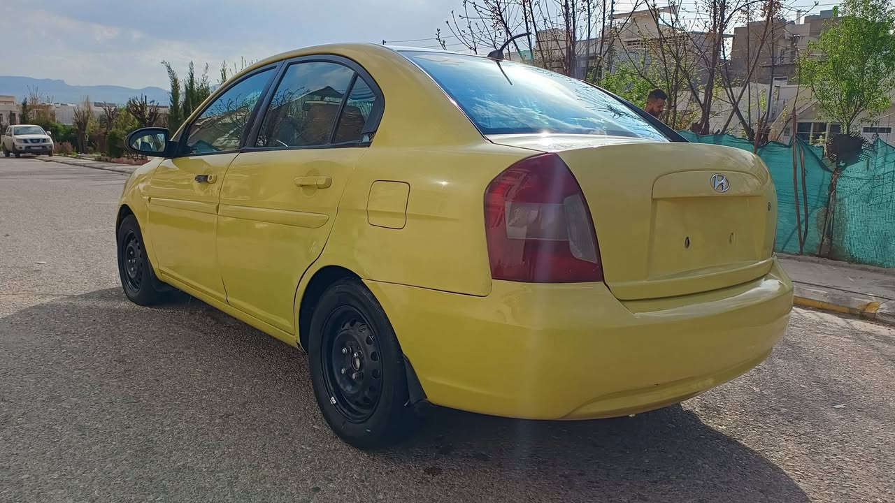 السلام عليكم 
أكسنت موديل 2009 وارد امريكي 
 كير محرك تبريد خير من الله هيئة غرمات مصفرة سنويه بسمي مكاني بغداد السعر 82$ وبيه مجال 
للأستفسار *********** واتس اب موجود
