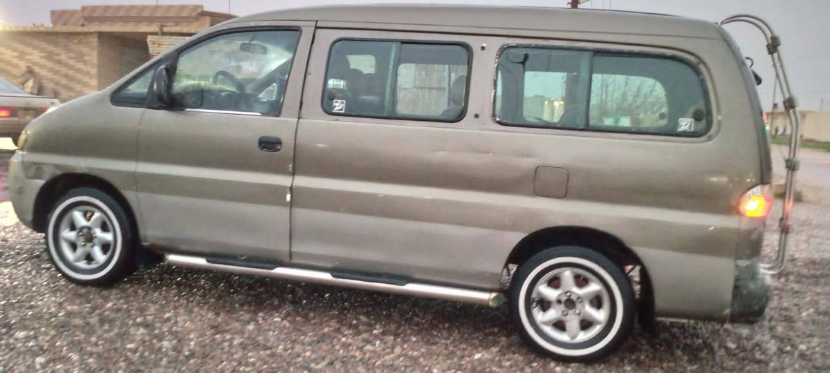 السلام عليكم
ستاركس 11 راكب موديل 1998
سنويه لل30 مشروع وطني رقم انكليزي الجديد تحويل ثاني يوم كير محرك بطه اوتماتيك
دوشمه جديده
تايرات جدد
باتري جديد
كهربائيات كله شغاله
تتدفئه شغاله
تبريد فقط كنبريسر وقاز
سياره جاهزه
محوره محرك بطه اوتماتيك
تستلم حصة كاز 40لتر
السعر 68وبية مجال
سياره ماتحط عليه لو ربع 
تصال ***********
