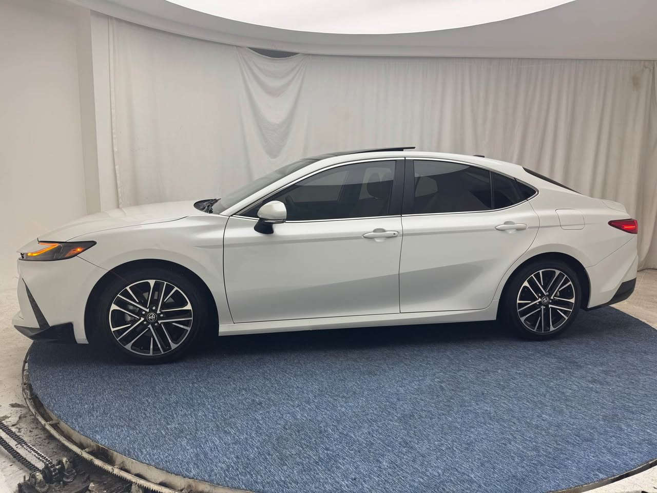 ‎کامری xle 2025 هایبرێد فول مواصەفات تەنها بۆنیدی بۆیاغە و چەمەلغی سەکن pdr تەنها ١٠هەزار رۆشتووە نرخ‎ كالار, السليمانية


**إذا كنت صاحب هذا الإعلان وتريد حذفه لأي سبب، رجاءا أرسل رسالة إلى الدعم الفني**