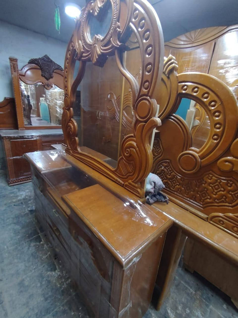 غرفه ٦٥٠ كنتور ٣٠٠حجز ***********ناصريه مركز توصيل موجود
