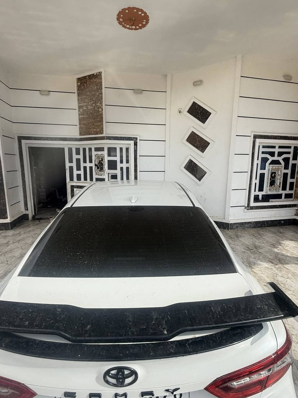 السلام عليكم 
كامري 2023
XSEفول مواصفات
السعر 235 وبيها مجال
وارد أمريكي
قطرة صبغ مابيها
صور الحادث بالمنشور
رقم أربيل دولي 
شرط التحويل
محرك گير شرط
***********
***********
