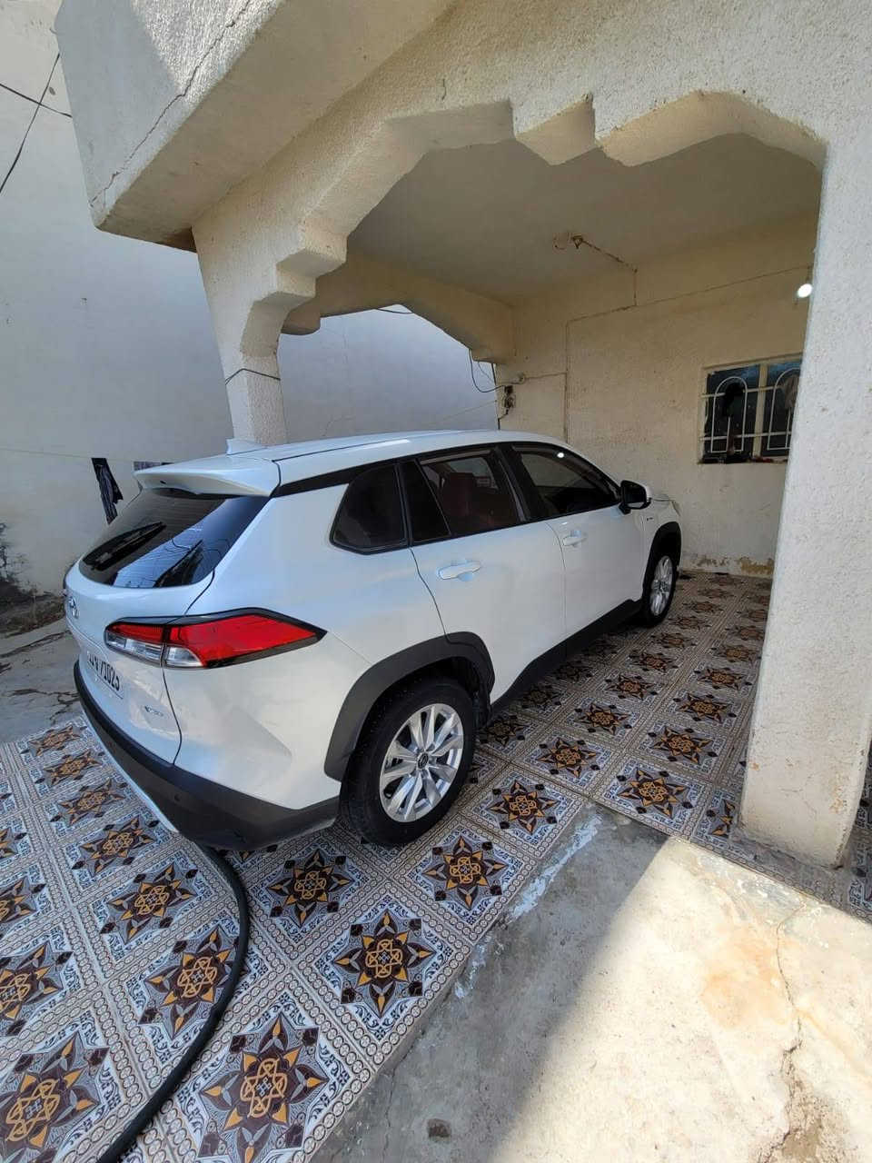 سلام عليكم للبيع كورلاكروز2025مكفوله مكان اديالى***********مكلف بلنشرالرقم بي واتساب
