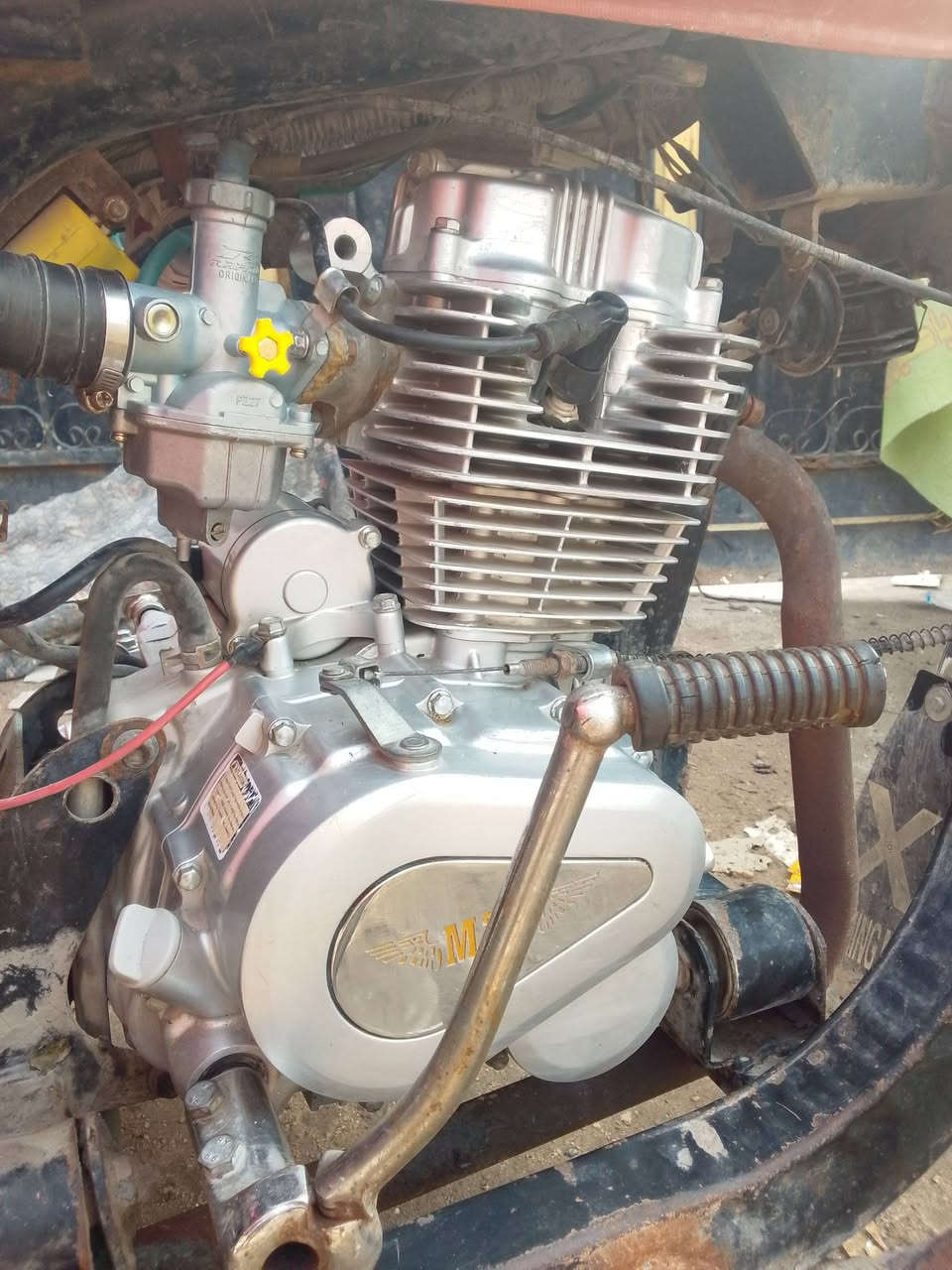 سلام عليكم
ستوته سلطان للبيع
موديل 2017
شاصي مكفول من كلشي
كهربايات شغاله من طول لطول
تايرات نضيفه
وراق  كماله سعر 950وبيه مجال
المكان خور زبير رقم الهاتف***********
