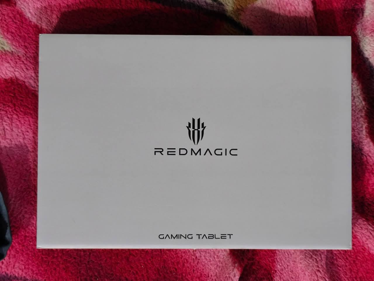 ايباد ريد ماجك استرا
ذاكره 1000 كيكه
 غراض كامله 
سعر خاص 
***********
