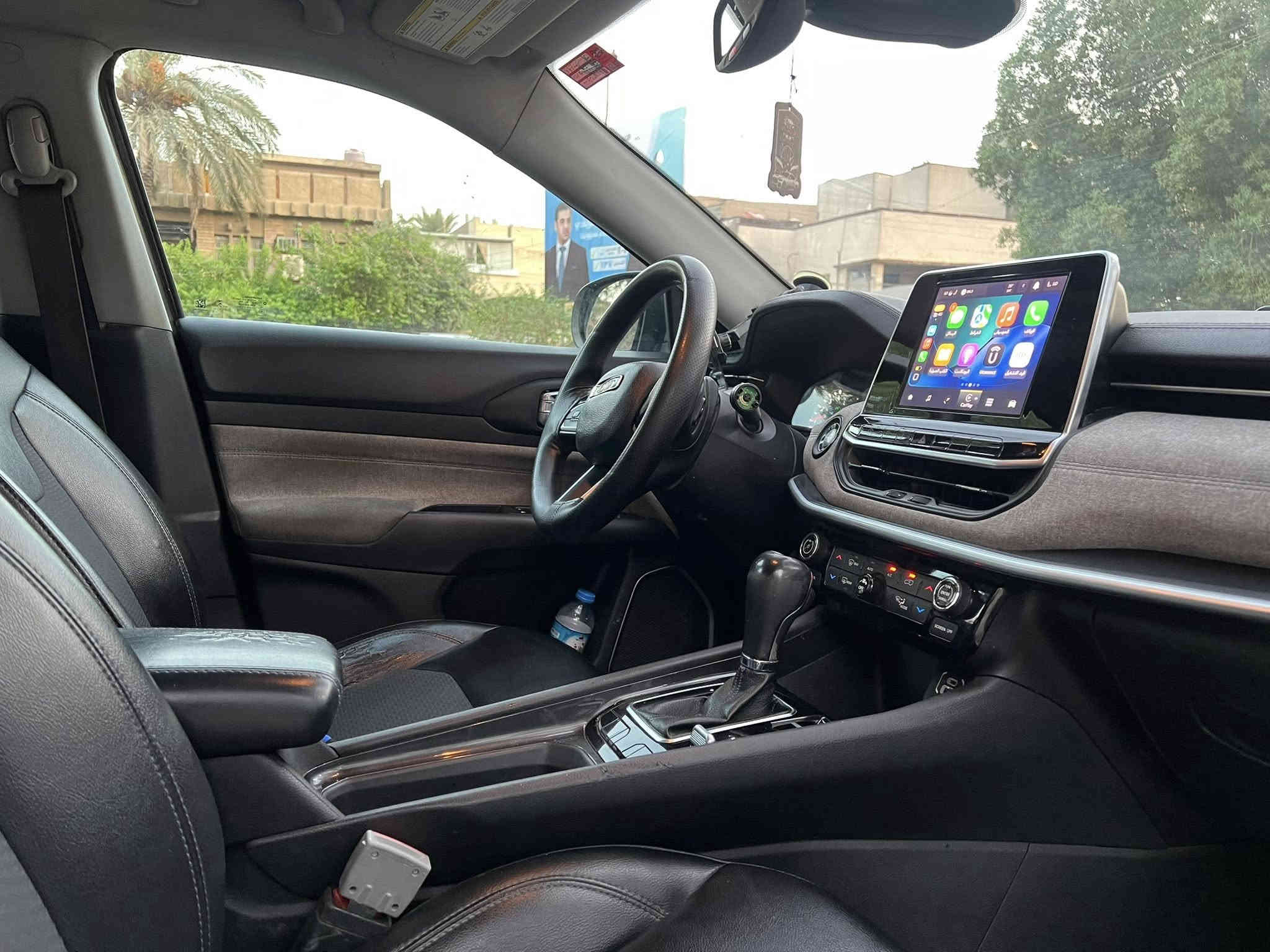 مالمستعجل اخذتها ب 179 رايدها ب 155 بيها مجال مستعجل جداً *********** شارع فلسطين 
🔥 للبيع فوراً: جيب كومباس 2022 – شبه جديدة! 🔥

🚗 المواصفات:
 • 9 سرعات أوتوماتيك ✅
 • فور ويل 4×4 ✅
 • سايد بريك كهرباء 🛑
 • رادار أمامي ونقطة عمياء 🔔
 • شاشة كبيرة مع CarPlay و Android Auto 🎶
 • 5 مقاعد واسعة + شنطة كبيرة 🧳
تبريد قطعتين 

💪 السيارة شبه جديدة، عداد قليل، 

📞 للتواصل بسرعة: (*********** )
