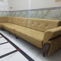 تخم • ١٣ مقعد • مجال قليل