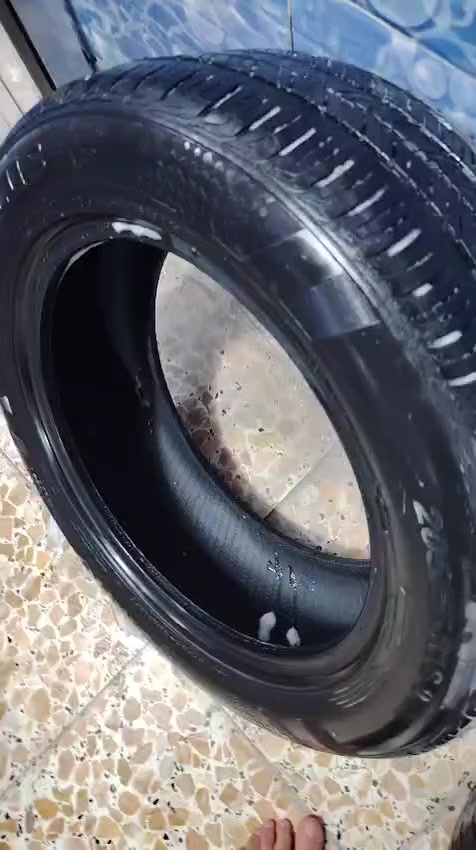 سلام عليكم شباب عندي هذني تايرات البيع مال فورتي مديل 2022 هاذ رقمي ***********
