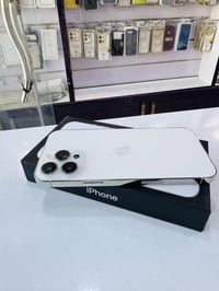 ايفون ١٣ برو ماكس • ٢٥٦ • ابيض
