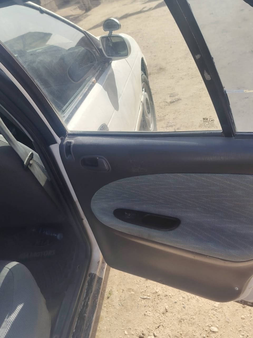 سلام عليكم سياره كيا سيفيا موديل  94 شرط كير
ومحرك جاهز
كهرباءيات كامله
سنتر لوك اربع بوب
رقم بغداد

سياره خير من الله كل نقط مابيه جاهزه
السعر 38ورقه بيه مجال بسيط
***********
