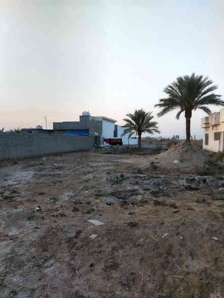 السلام عليكم 
(السعر 70،000،000)قفل
قطعة أرض مساحة 430،سند 25
عن التبليط 100 متر نزلة الفرع، وفرع القطعة جاهز للتبليط خلال مدة معينة، كافة خدمات متوفرة(ماء أسالة، كهرباء وطني و خط ذهبي، مدرسة اباب البيت، اسواق قريبة ومنطقة سكنية)

الموقع/المكاسب_شارع حسين الصافي_قريب على تقاطع الدور

للاستفسار. ***********
