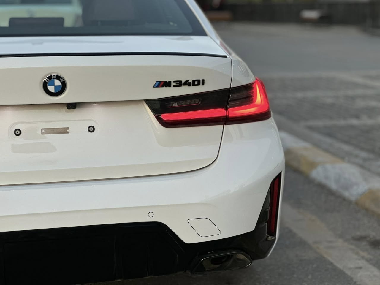 سلام عليكم ورحمة الله وبركاته 
BMW340im 2023 
***********
