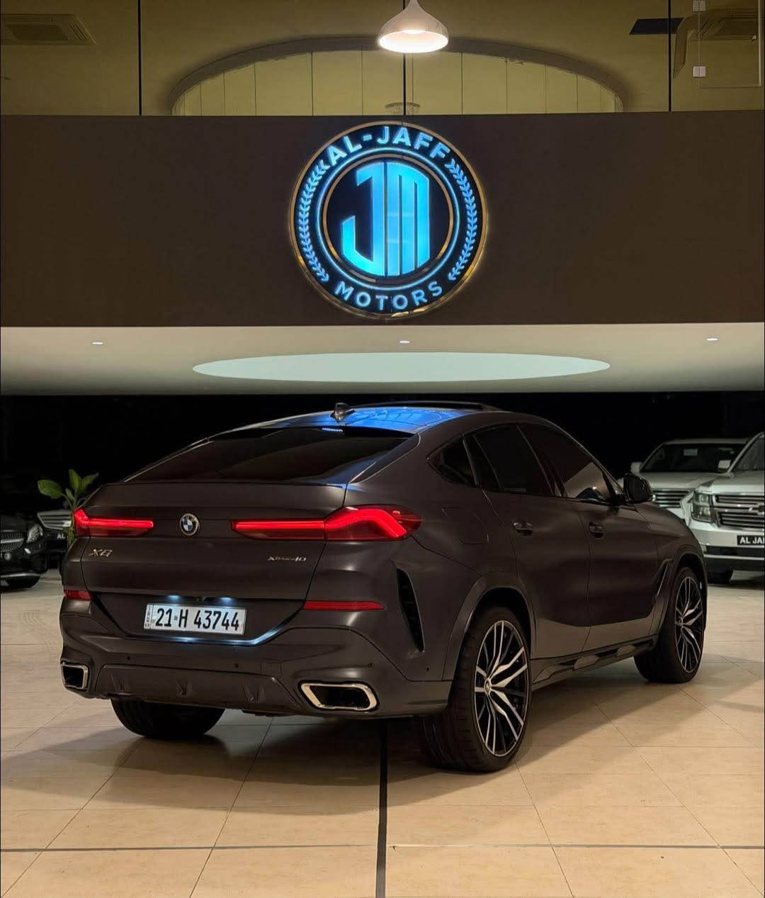 سعر جدا مميز 🔥🔥🔥ومستحيل اكو ارخص من هيج سعر
‎ السلام عليكم
للبيع فقط
‎للبيع BMW X6 M package موديل 2022 ماشيه 40 الف فول الفول مواصفات (5 كامرات  وبانوراما بيهة انارة متغيرة واوتو بارك وداخل قرميدي وبصمات وحساسات وصندوك كهرباء وكشنات خزن وجلد وكهرباء ولايتات ليزر led متحركة وحسب انارة الشارع 
‎ورادارت امامي وخلفي ونظام محافظة على المسار 
‎السياره وارد امريكي كلين تايتل مكفولة من كلشي
‎گير ومكينه بشرط 
 ‎السياره مرقمه وجاهزه 
‎ومغلفة ppfمات 
السيارة مضللة وبيها باج تضليل من المرور لمدة سنة
السعر : 495 $ ورقه 
‎للاستفسار :***********
العنوان:السليمانية المعارض الجديدة(الجاف موتورز) السليمانية, العراق
