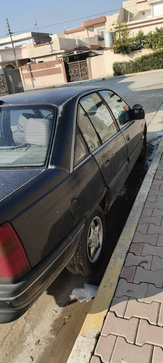 وميكا موديل 90 سياره كشره اشويه تعبان كير و مميزه بطه جديد خير من الله كير وتوماتيك رقم كركوك شرط تحويل سعر 29 و بي مجال 
رقم هاتف *********** كركوك, العراق
