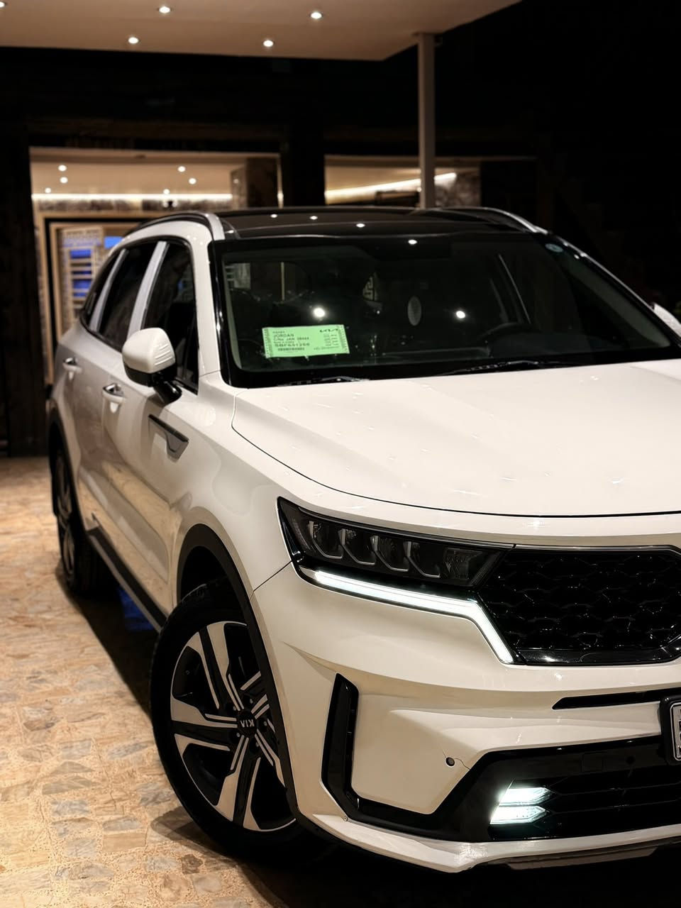 السلام عليكم
كيا سورنتو 2021 خليجي استيراد شركة الدولية 
مكينة 6 سلندر كير ماوس كير مكينة صدر تايرات تبريد كلة نضيف وكفالة 
مواصفاتها 
بنورما 
بصمة
كير ماوس 
كشنات جلد  كهرباء امامي خلفي 
تدفئة تبريد ب الكشنات 
جنطة كهرباء 
انارة محيطة 
لايت عدسات 
باقي المواصفات معروفة 
السيارة رقم أربيل الجديد تحويل او وكالة حاظر 
السيارة بدون ضربة او صبغ بيها كم مكان بسيط تعديل بارد باقي السيارة كفالة من كلشي مكان السيارة بغداد 
سعرها 258 وبيها مجال بسيط 
***********
