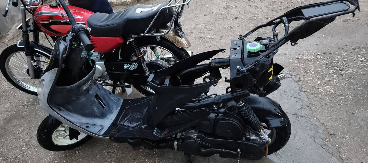 سلام عليكم ورحمة الله وبركاتة شباب دراجات اثنين للبيع اربعه كير وماكس بسعر كلش حلو اثنيناتهن ينباعن سوا يريد يجي خاص ***********0/////‏‪***********‬‏ وتساب بس بل اثير
