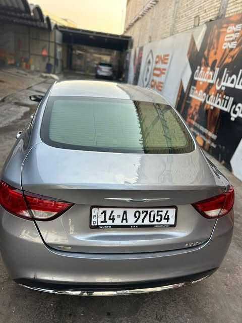 سلام عليكم c200مديل2016 بيه قطعتين صبغ باب السايق ولجاملغ السايق وقطعه تبديل الصندوك باقي السياره كفاله عامه 
السياره بسمي نص فول حداديه نص عمر تخم تاير جديد كير محرك كفاله تبريد خير من الله حماوه ممتازه لا تنقيص لايتات زينون العنوان البصره النجيبيه دور الكهرباء 
مكلف بل النشر 
للاستفسار ***********
السعر 90
