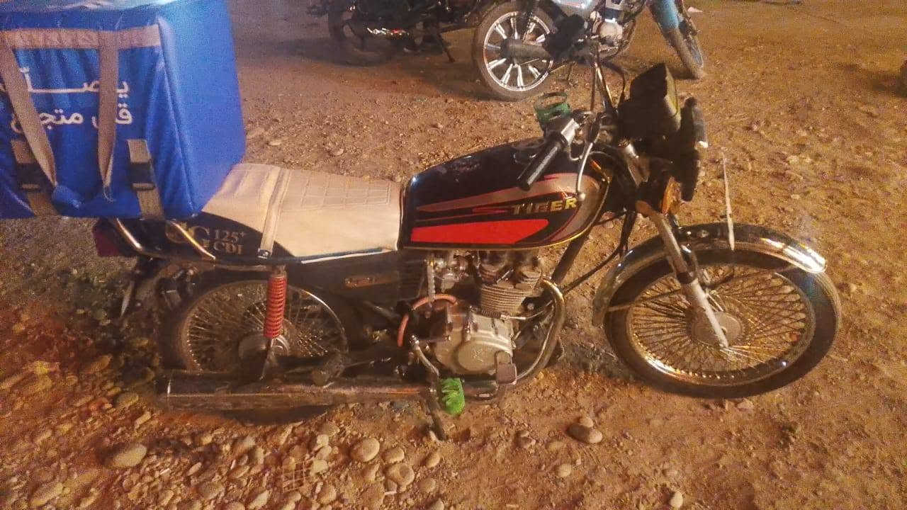 سلام عليكم شباب دراجه مرقم نينوى دراجه خير من الله سعر 1500 وبي مجال *********** خابر وتدلل مكاني حي سومر
