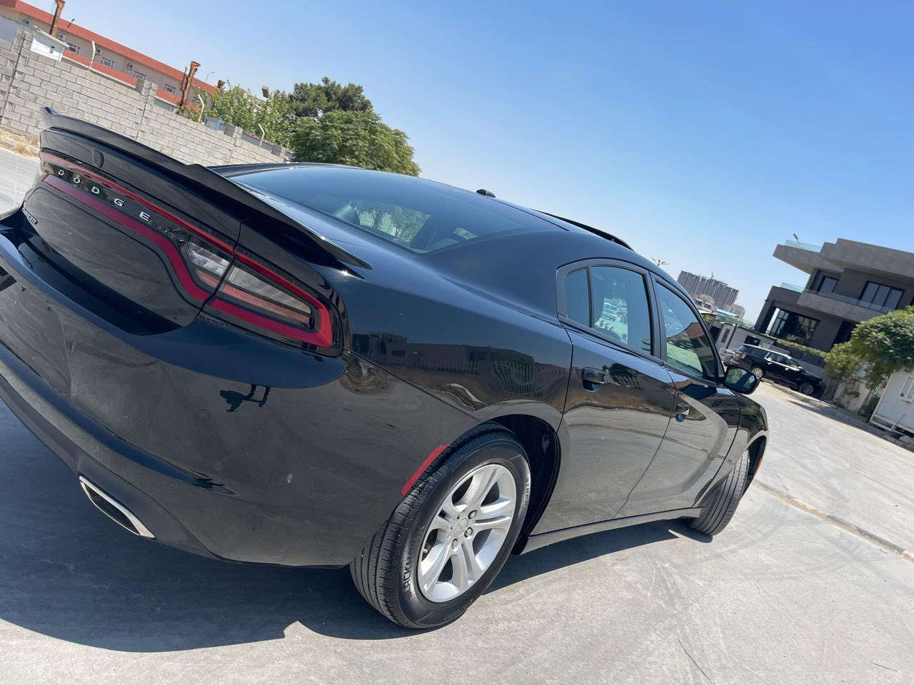 سلام عليكم
جارجر للبيع فقط🆗
⭐️موديل 2022
⭐️رقم سليمانيه 
⭐️تحويل + وكاله بشرط 
⭐️ماشيه 64 الف ميل 
⭐️مواصفات فول 
⭐️محرك + كير بشرط 
⭐️سلايت
⭐️كشن خزن ميموري 
⭐️كشنات جلد 
⭐️رادار امامي 
‏⭐️2C3CDXBG8NH133052 رقم الشاصي 
⭐️ارباك سستم شركة شرط الفحص
_______________
الضرر جاملغ كلير امريكه + بنيد مبدل بلادي الباقي كفاله 
السعر ع خاص 
العنوان سليمانية 
الاستفسار *********** متوفره واتساب
