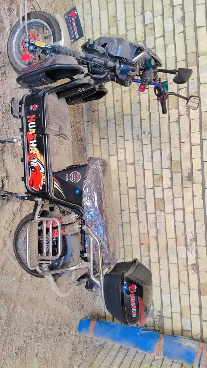 دراجه شحن(هيوشه٢٠٢٦)
مواصفات
١-  6 بطاريات
٢-  36 امبير
٣-  بصمه عدد 2
٤-  كلشي بلادي على فحص✅

ملاحضه. مستخدم اربع ايام فقط

السعر..(825) بيه مجال بسيط للشراي

للتواصل. 
0781 923 1265
