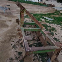 للبيع خرماشه فصال نضيفه حيل السعر ٦٠٠وبيها مجال ٠٧٧١٣٩٢٥٠٨٦