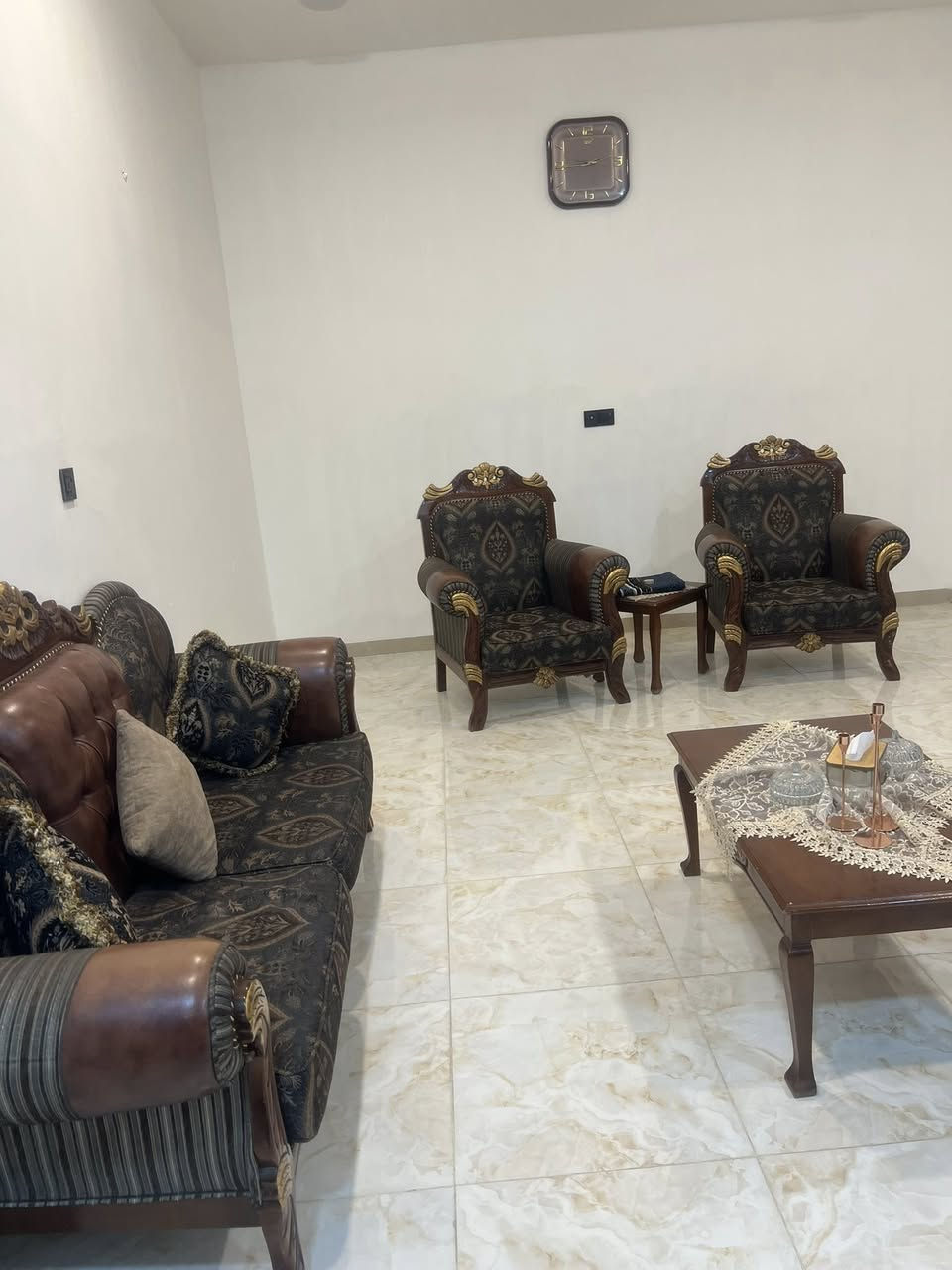 للبيع ✨
تخم مستعمل 🛋️

عدد المقاعد: 10 مقاعد

سعر خاص

📍العنوان: المسيب

للتواصل والاستفسار خاص 📩


**إذا كنت صاحب هذا الإعلان وتريد حذفه لأي سبب، رجاءا أرسل رسالة إلى الدعم الفني**