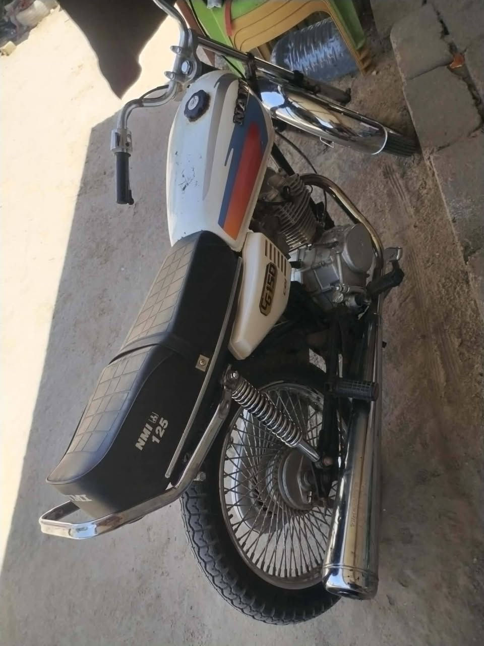 872دراجه للبيع كربلاء طريق كربلاء نجف872***********
