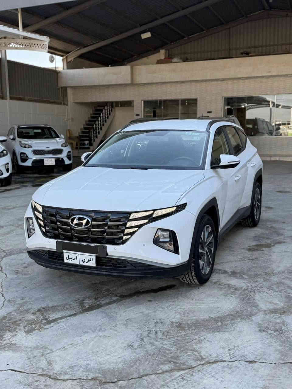 الحسن لتجاره السيارات
العنوان واسط الزبيديه 

هونداي توسان 2021 خليجي 
مكفوله كفاله عامه 
ماشيه 30 ألف حقيقي 
بردات خلفيه 
بصمه تشغيل 
كرسي كهرباء 
لد امامي خلفي 
مري شفط 

السعر208 $ مجال بسيط 

***********
