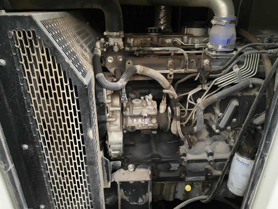 � مولد كهرباء بيركنز 165 KVA للبيع 🔌
مولد بيركنز أصلي

✅ شبه الزيرو

✅ عدد ساعات التشغيل: 1335 ساعة فقط

✅ كفاءة عالية وجاهز للعمل بدون أي مشاكل

✅ بعدها ع وضع الشركة

📍 المكان: بابل 

📞 للاستفسار: ***********
