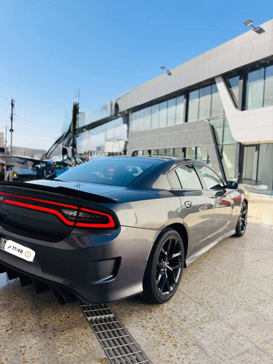 جارجر 2020 sxr مروس او بيع
فول حلوة مواصفات 6 سلندر بصمة 

حدث سياره جملغ وباب الصدر اصليات 
بدون اي دخل ولا ايربك مبيه. سياره جديده 
محرك كير واير بشرط مامفتوح 
سيارة حيل نظيفة كلشي عل بلاد جديد 
سنوية هزة كلشي جديد مدفوع لـ
باسمي السنوية بشرط تحويل وغرامـة
سيارة مابيـها دينار مصرف كامل من كل نواحي

شارع فلسطين /***********
