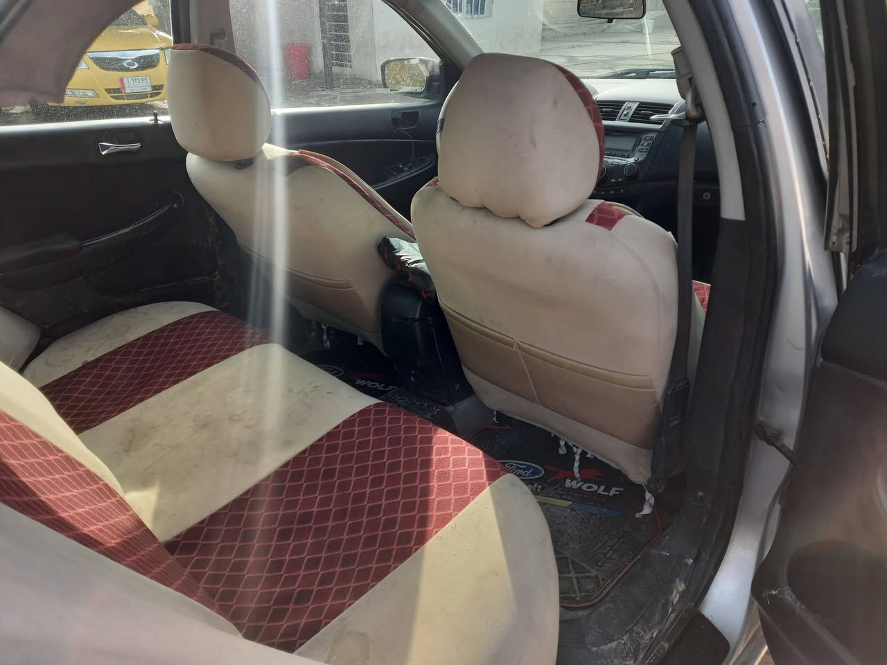 السلام عليكم 
للبيع هوندا اكورد ياباني 2007
وارد امريكي حادث جاملغ خلفي 
محرك2400 صرف كلش كلش قليل بالبانزين تبريد وتدفئة شغال 
محرك وكير جديد بعده بالضمان قبل يومين شديته 
رقم بغداد مشروع وطني وكاله عامه مطلقه بسمي ام الباركود قبل ٣ ايام سويتها 
تخم تاير جيد جدا باتري جديد
وارد امريكي حادث جاملغ خلفي
سعرها ٥٢ ورقه 
عالي وناصي وسكنات وبكلايتات ودشبول كله شغال
صدر جيد
مكان سامراء 
للاستفسار الاتصال على الرقم 
***********
غير متواجد عالفيس
