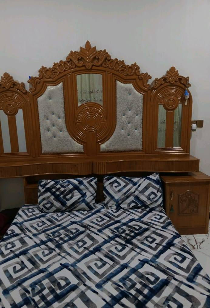 معرض حجم ثقيل نجارة اصلي باب اول
كنتور نجارة
جرابية 
كلهم للبيع سعر خاص 
***********
بصرة جزيرة
