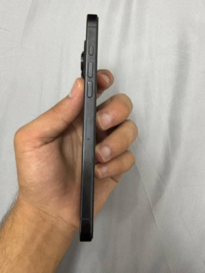 ايفون 16 برو ماكس بطاريه 91 ذ256 تلفون شخط مابي كامل ملحقات وعل فحص 
رقمي ***********
