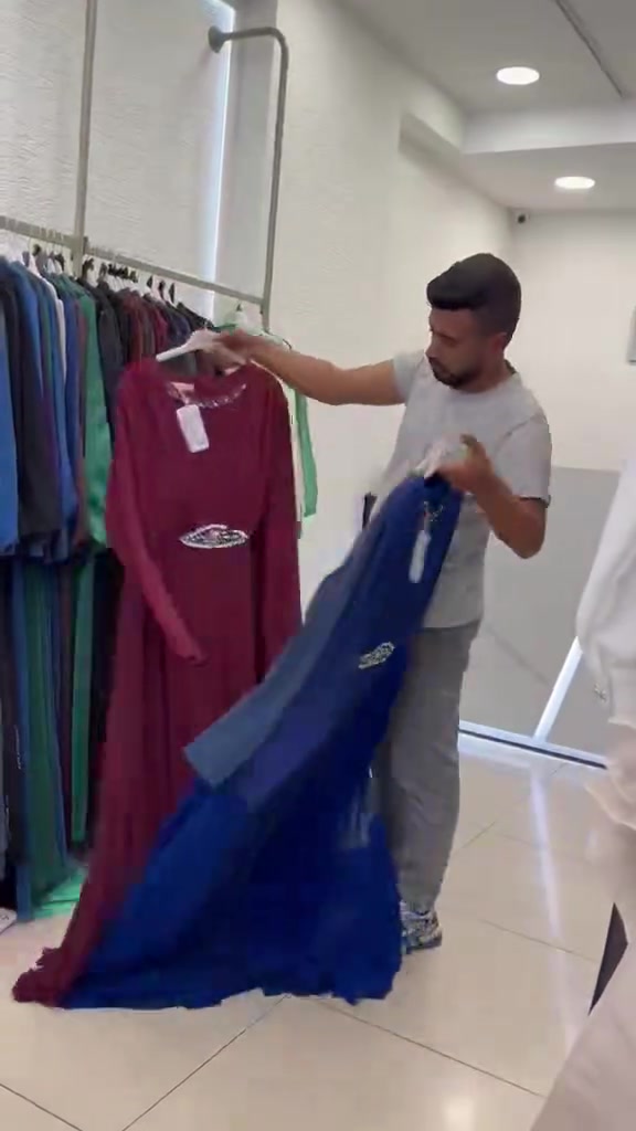✨️شروة فساتين بضاعة عثمان بي 
✨️عدد 250 قطعة سيريات نظامي معا الوانهم 
✨️قياسات 38 لحد 48 ️السعر10💲دولار
🌟للحجز والاستفسار على الوتس👇
https://wa.me/+905377654036
✨️ شروات نسائية عتلجرام 
 https://t.me/+XS39drRC2kc3MWVk
شروات نسائي على كروب وتس اب👇👇
https://chat.whatsapp.com/Dc1aa6DXSMt5p0D5IXjeJb


**إذا كنت صاحب هذا الإعلان وتريد حذفه لأي سبب، رجاءا أرسل رسالة إلى الدعم الفني**