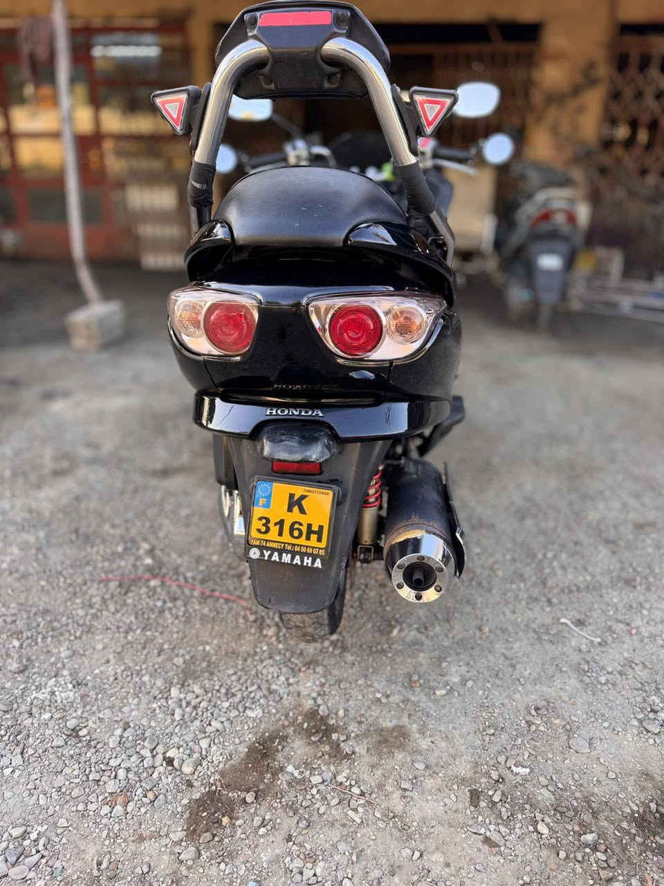 سلام عليكم فورزه 08للبيع دراجه جاهزه من كلشي مكفوله محرك ما مفتوح كير ملغي بس موجود العقل والاحساس والموطور السعر مليون بيها مجال مكان بغداد التاجي جسر المثنا للاستفسار ***********
