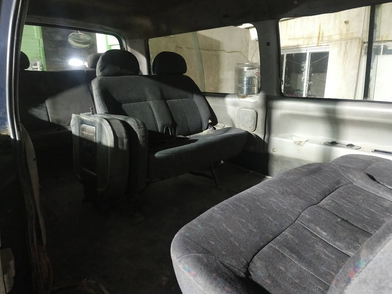 السلام عليكم بريجو موديل 1996 كير واكسل مكفولات تخم تاير جديد سيارة بسمي تحول ثاني يوم ملاحظة السنويه لل 2029 السعر 50 وبيه مجال للشراي ***********
