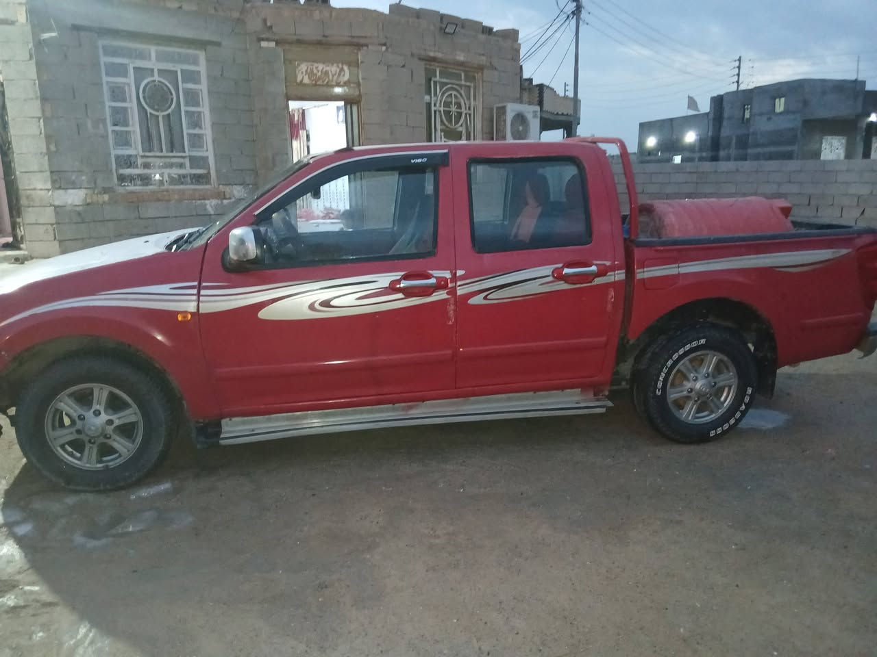 سلام عليكم سياره للبيع كريت ويل  مديل 2013 سنويه صاقطه كير عاطل بس الخامس ملكوطه خياسات سعر 42وبيه مجال قليل المكان البصره قضاء الدير تواصل الرقم ***********
