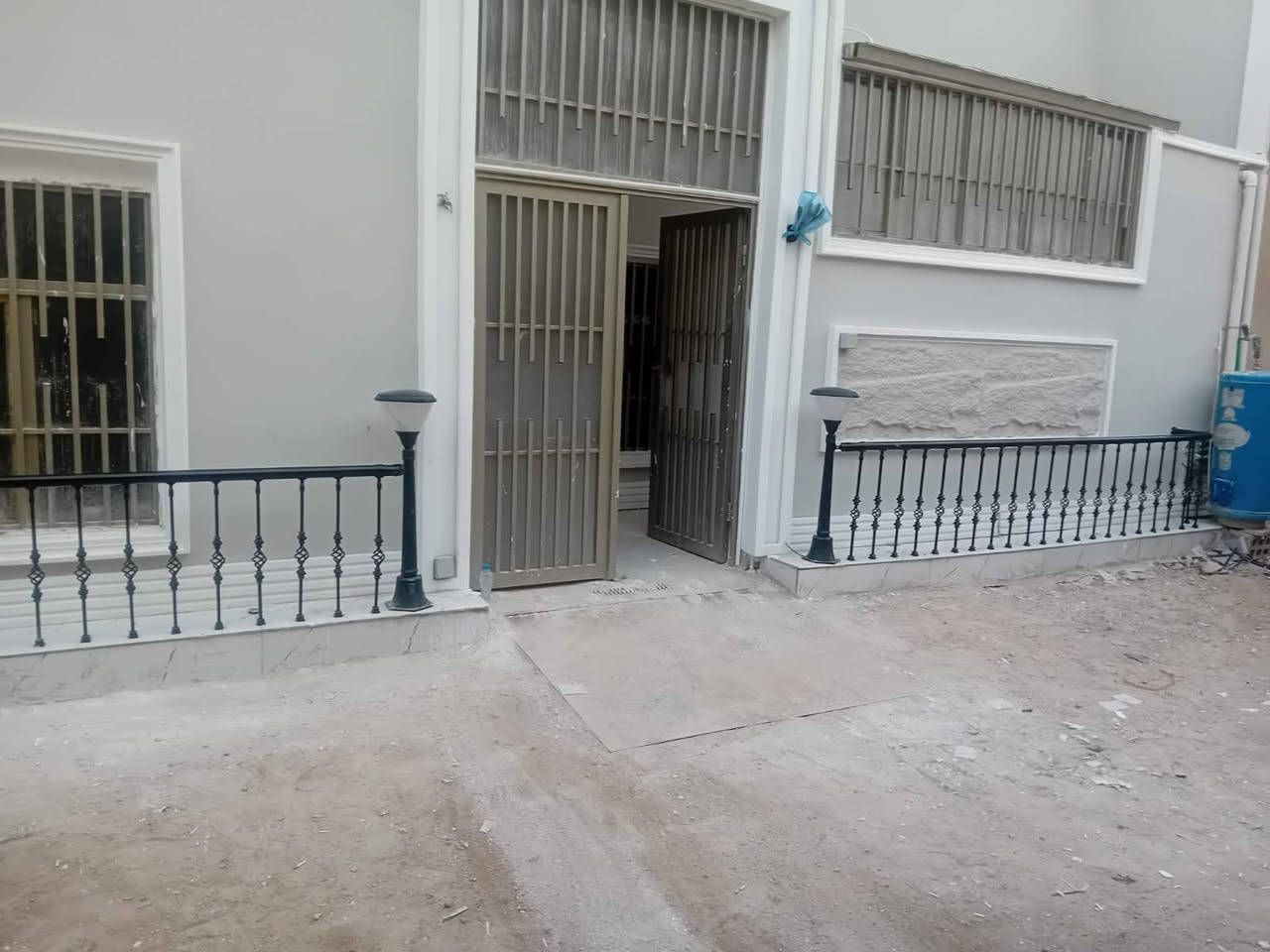 دار رهن سعر رهن 25 قرب حوالي ابو مهدي مهندس ***********
