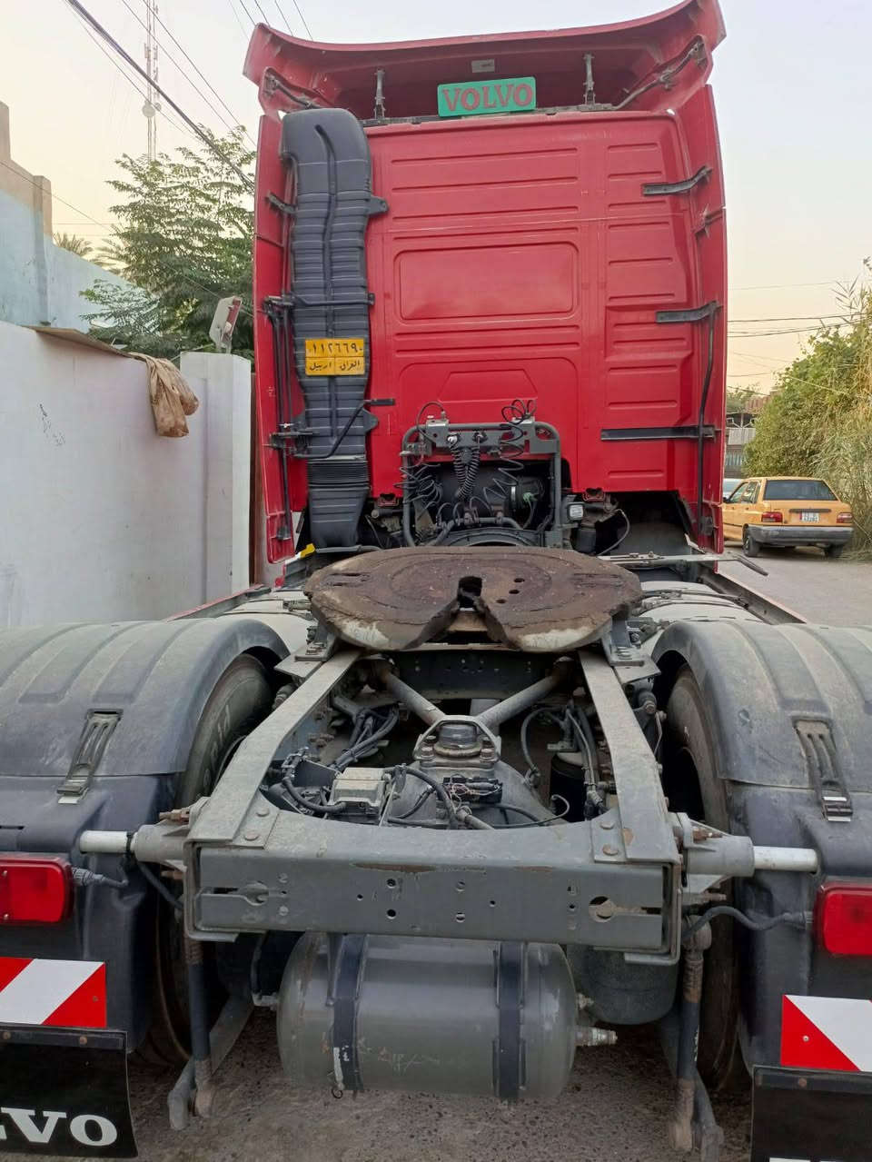للبيع فالفو موديل 2002الرقم ***********

