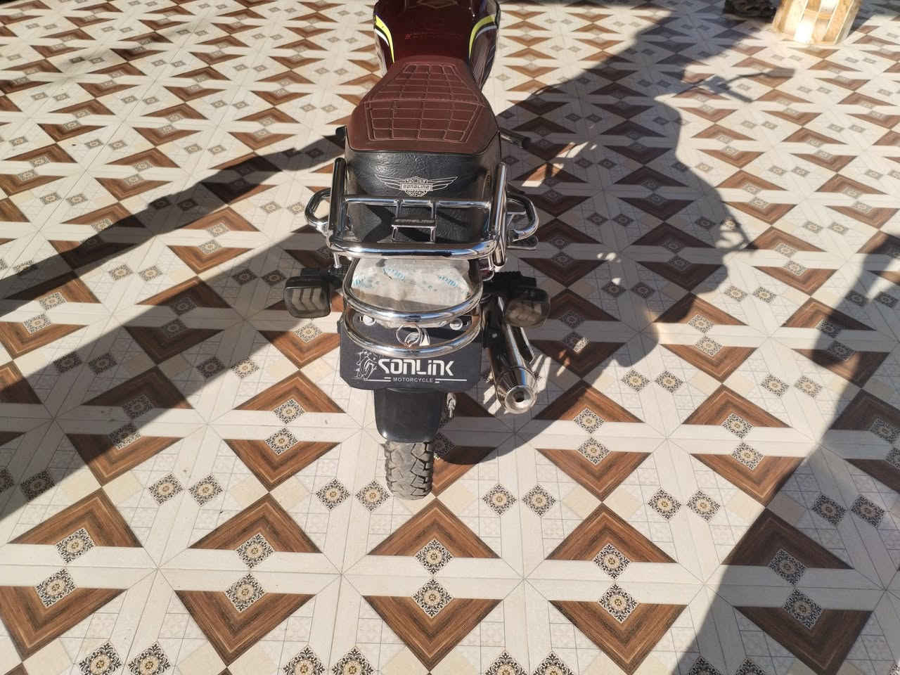 السلام عليكم  دراجه سيفان 2025دراجه نضيفه حيل ماشيه 7000 الدراجه ما ناقصها اي شي السعر  950 المكان ديالئ بلدروز   رقم. ***********
