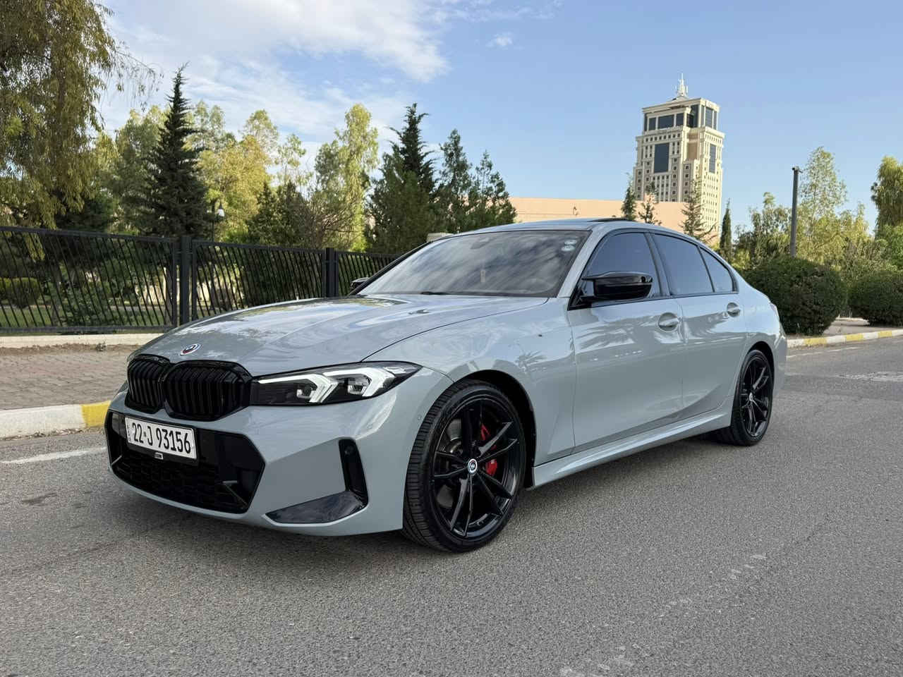 السلام عليكم
سيارة  340iM BMW بكج معروف موصفات ٦سلندر سيارة موديل 2023 بيها قطعتين صبغ ماشيه 30 ميل مضلل بسنويه  سعر 390ورقه وبيهه مجال بسيط بسمي تحويل نفس يوم مكان سياره اربيل 
***********
